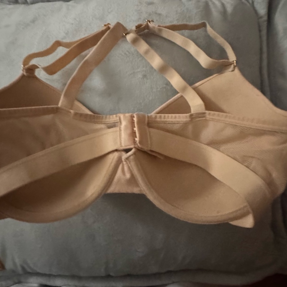 🌺🌸 bra bundle 🌺🌸 - Picture 3 of 9